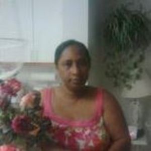 Meet your Posher, Leona